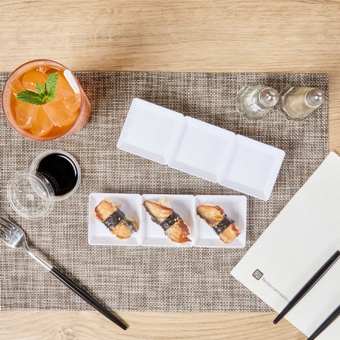 Mini Serve Rectangle White Plastic Terzetto Mini Plate - 3 Compartments - 7 1/2" x 2 1/2" x 1/2" - 20 count box