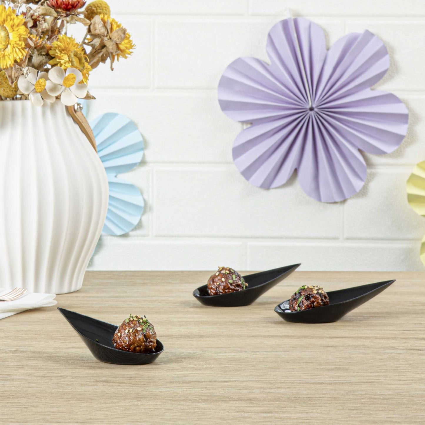 Mini Serve Teardrop Black Plastic Spoon - 4" x 2" x 1/2" - 100 count box