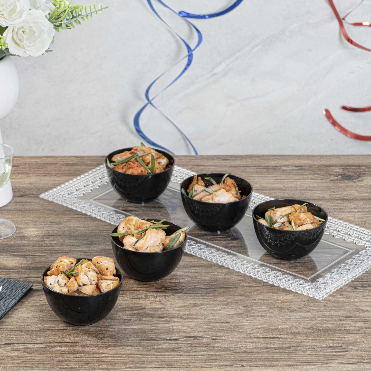 Mini Serve 4 oz Round Black Plastic Bodega Cup - 3" x 3" x 1 3/4" - 20 count box