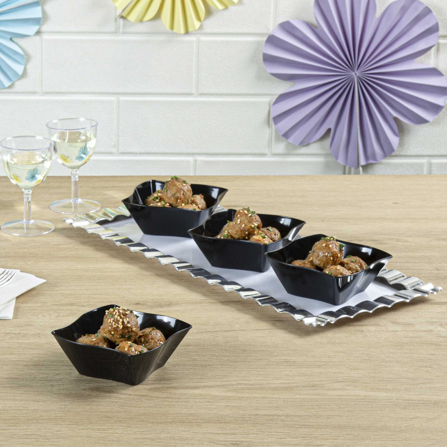 Mini Serve 6 oz Square Black Plastic Aqua Bowl - 3 1/4" x 3 1/4" x 1 1/2" - 100 count box