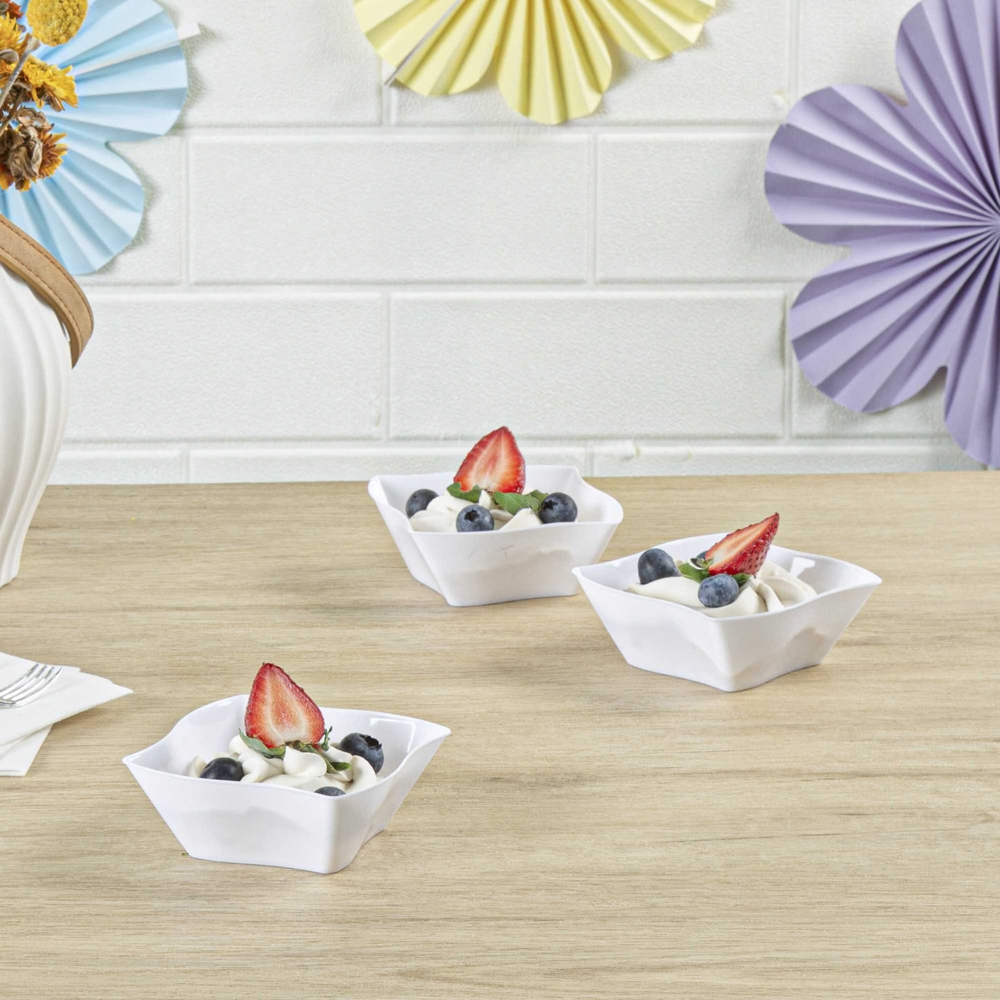 Mini Serve 6 oz Square White Plastic Aqua Bowl - 3 1/4" x 3 1/4" x 1 1/2" - 100 count box