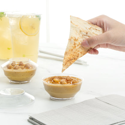 Mini Serve 4 oz Round Clear Plastic Medium Deli Cup - with Lid - 3 1/4" x 3 1/4" x 2" - 100 count box