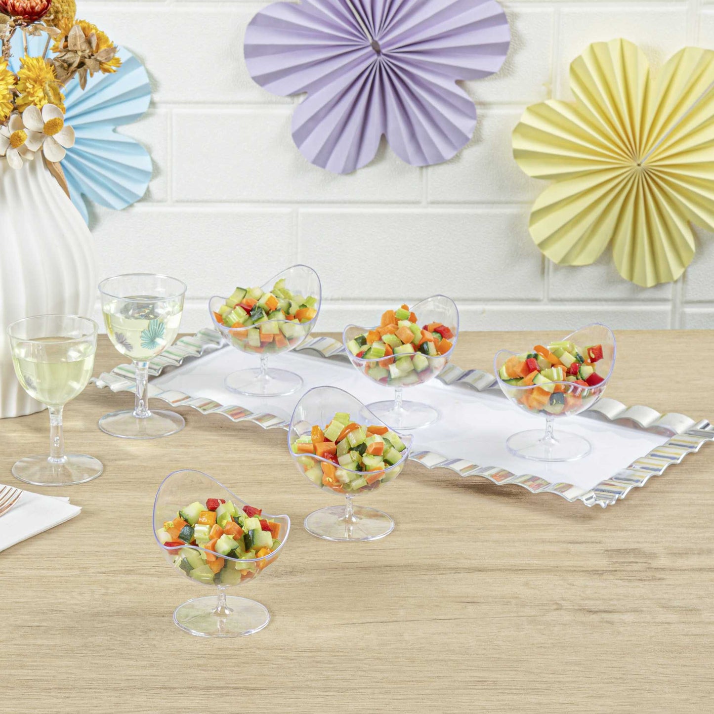 Mini Serve 2 oz Round Clear Plastic Ball Chair - 2 3/4" x 2 3/4" x 2 3/4" - 100 count box