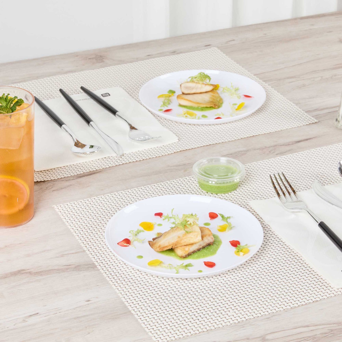 Maxi Serve Round White Plastic Medium Elegant Plate - 7" x 7" - 100 count box