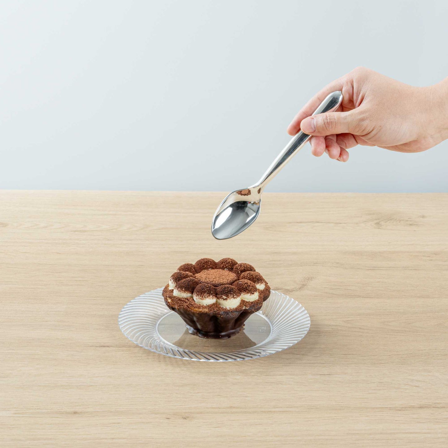 Moderna Silver Plastic Spoon - 7 1/4" - 250 count box