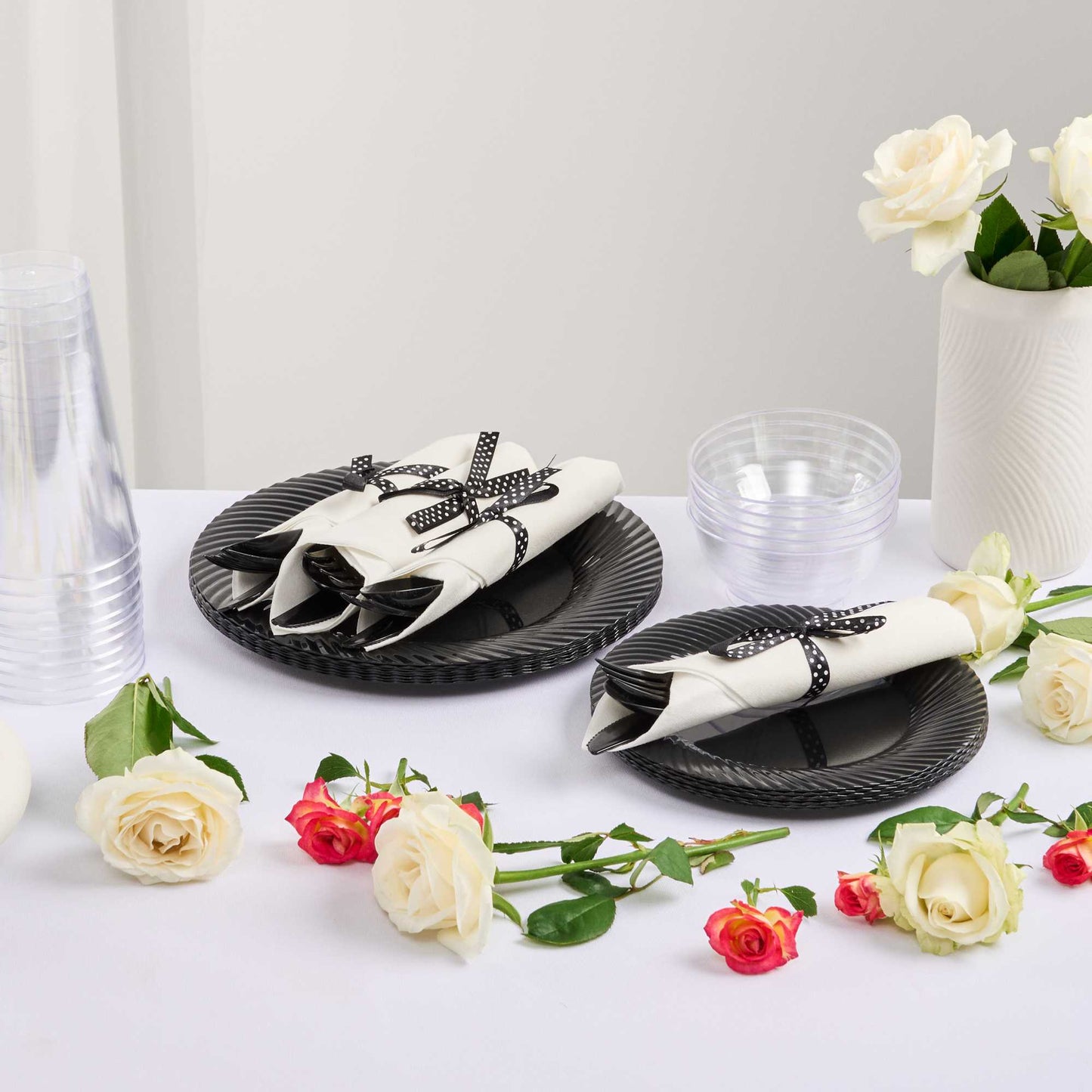 Argento Black Plastic Cutlery Set - with White Napkin, Polka Dot Ribbon - 7 1/4" x 2" x 1 3/4" - 100 count box