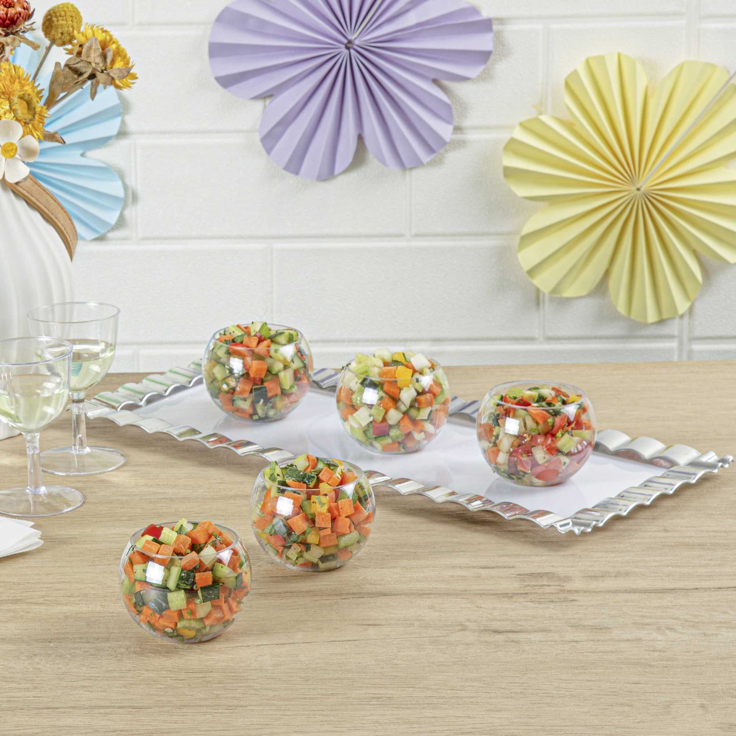 Mini Serve 4 oz Sphere Clear Plastic Cup - 2 3/4" x 2 3/4" x 2 1/4" - 100 count box