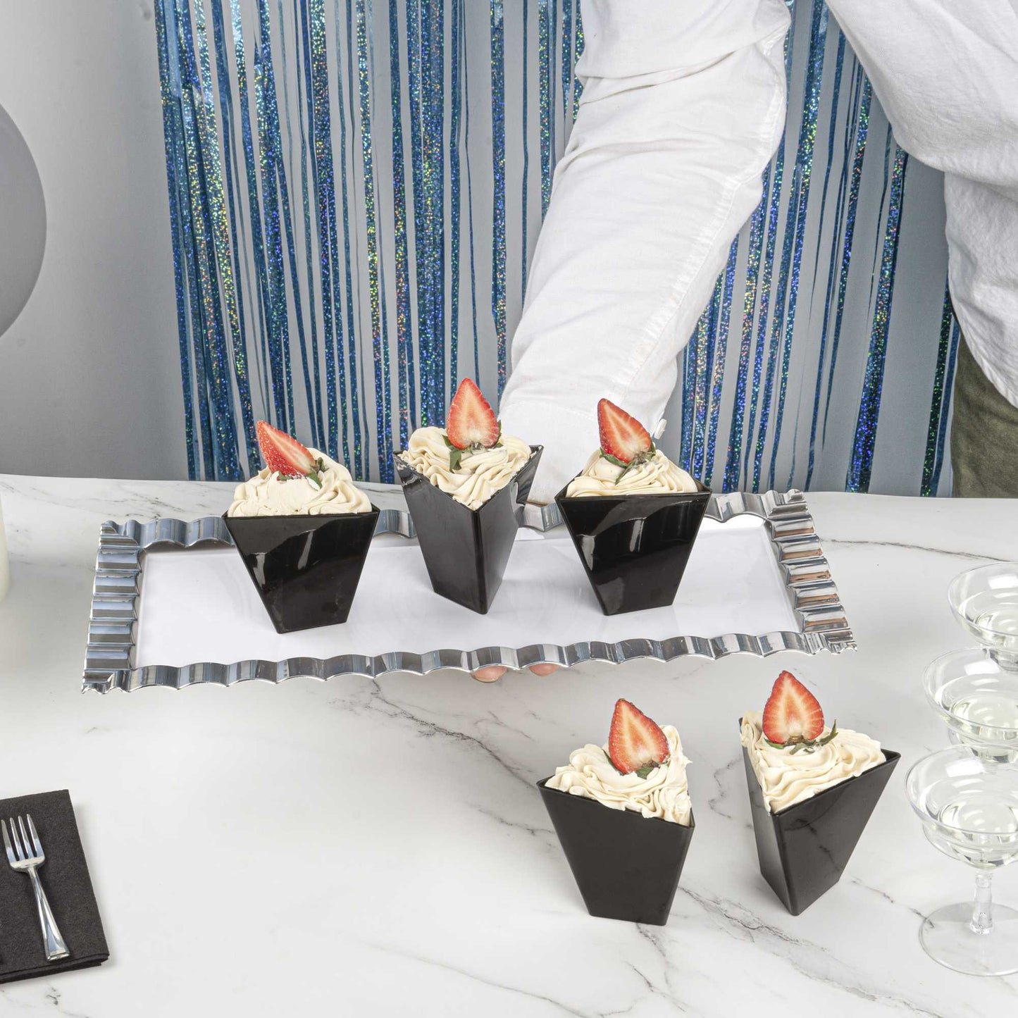 Mini Serve 4 oz Black Plastic Torcente Dessert Cup - 3" x 2 1/2" x 2 3/4" - 100 count box