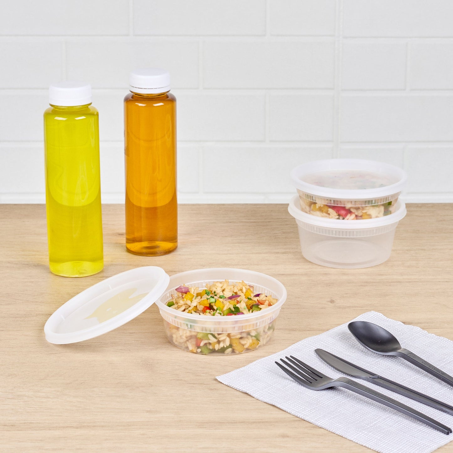 Asporto 8 oz Round Clear Plastic Soup Container - with Lid, Microwavable - 4 1/2" x 4 1/2" x 1 3/4" - 100 count box