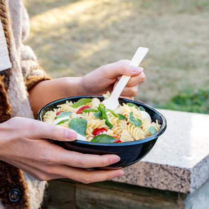 Maxi Serve 21 oz Round Black Plastic Salad Bowl - 6 3/4" x 6 3/4" x 2 1/2" - 200 count box