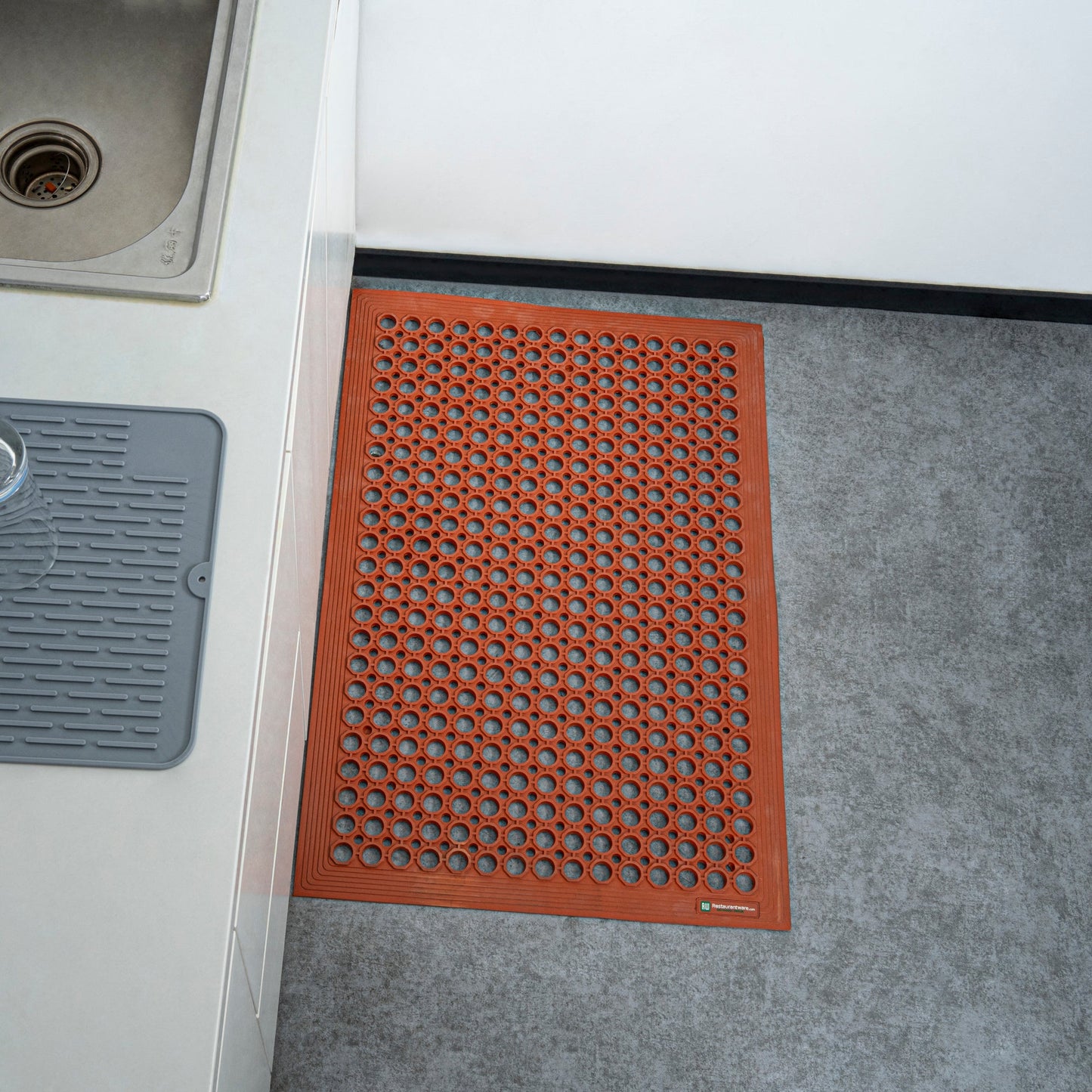 Serve Secure Red Rubber Floor Mat - Anti-Fatigue, Grease-Resistant - 36" x 24" x 1/2" - 1 count box