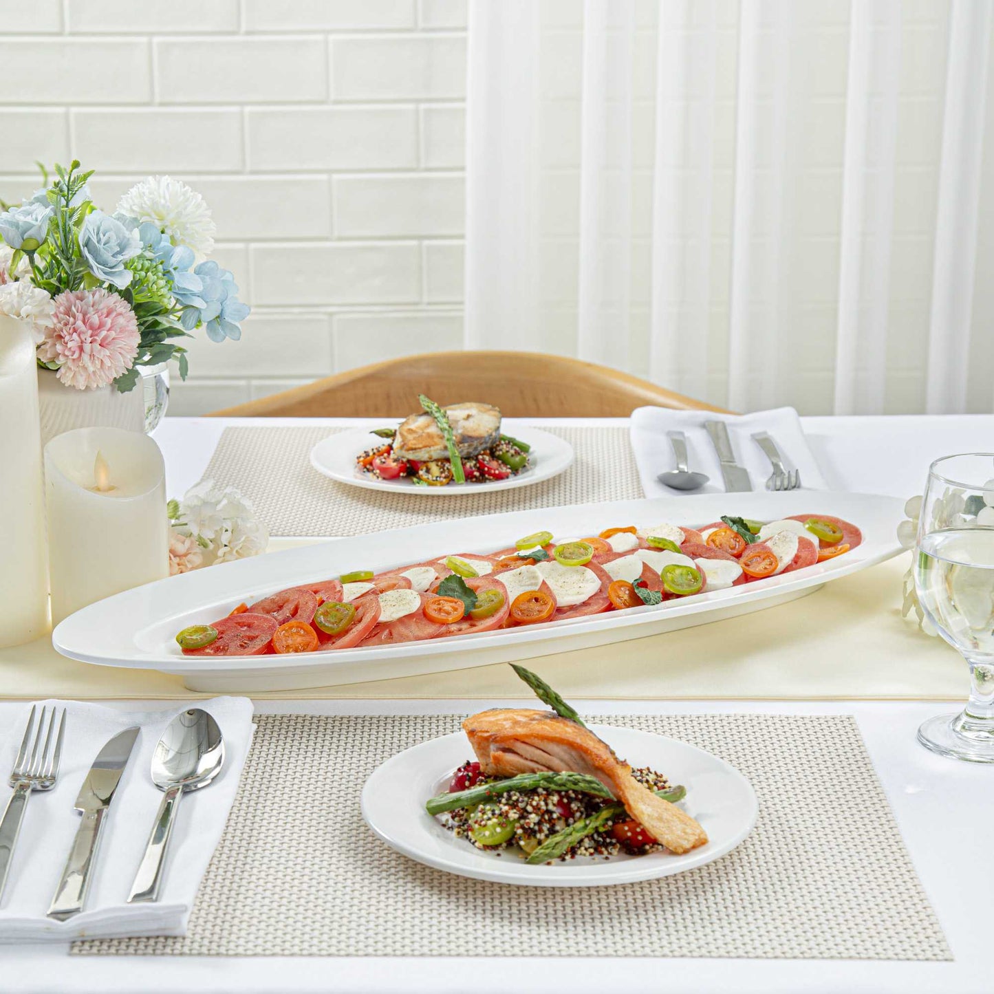 Voga Oval White Melamine Serving Plate - 23" x 9" x 1 3/4" - 2 count box