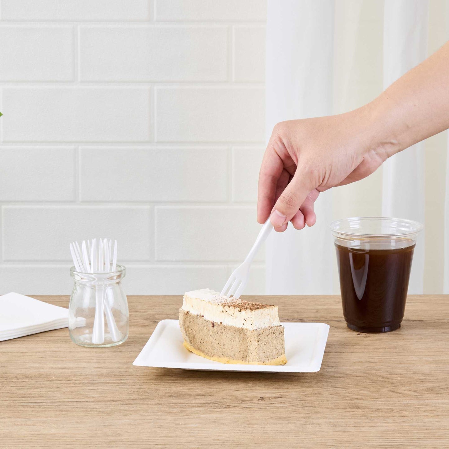 Coppetta Pearl White Plastic Cake Fork with Knife Edge - 4" x 3/4" - 100 count box