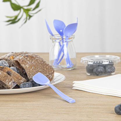 Coppetta Periwinkle Plastic Petal Spoon - 4 1/2" x 1" - 100 count box