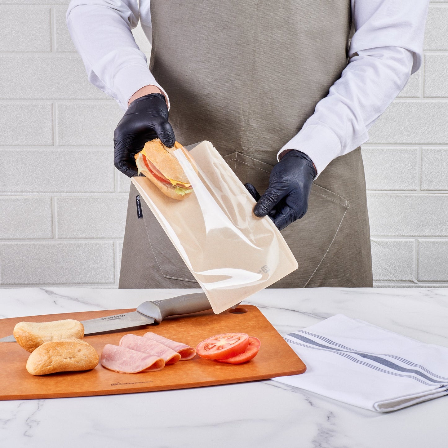 Bag Tek Kraft Plastic Medium Sandwich and Snack Bag - Heat Sealable - 8 3/4" x 6 1/2" - 100 count box