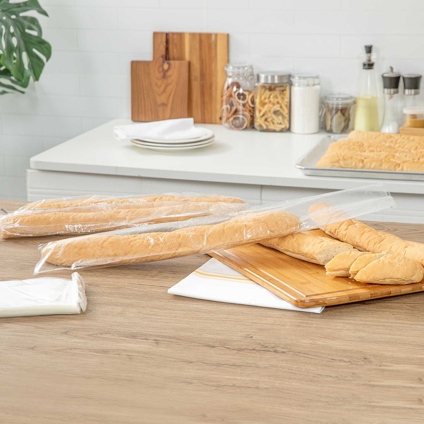 Bag Tek Clear Plastic Bread Bag - Micro-Perforated, with Wicket Dispenser - 28" x 6" - 250 count box