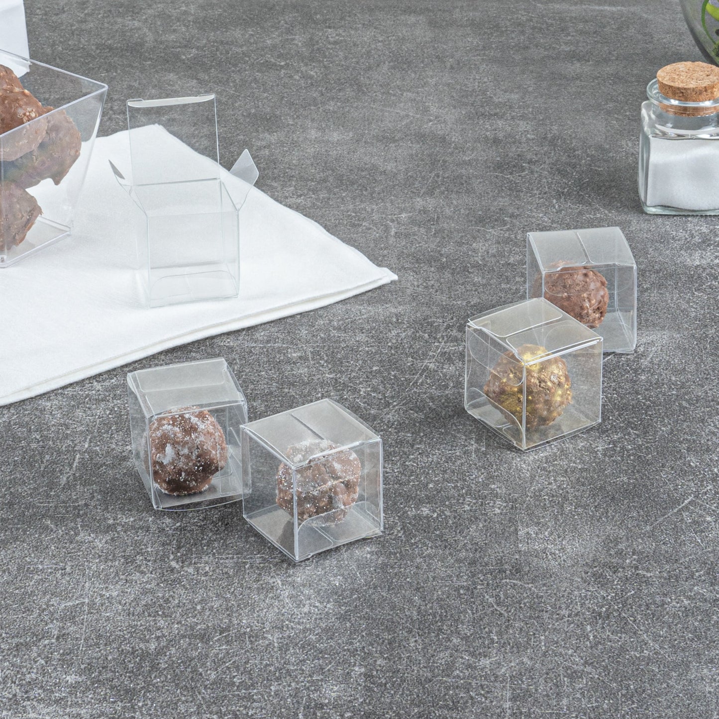 Sweet Vision Cube Clear Plastic Favor Box - Folding Top - 1 1/2" x 1 1/2" x 1 1/2" - 100 count box