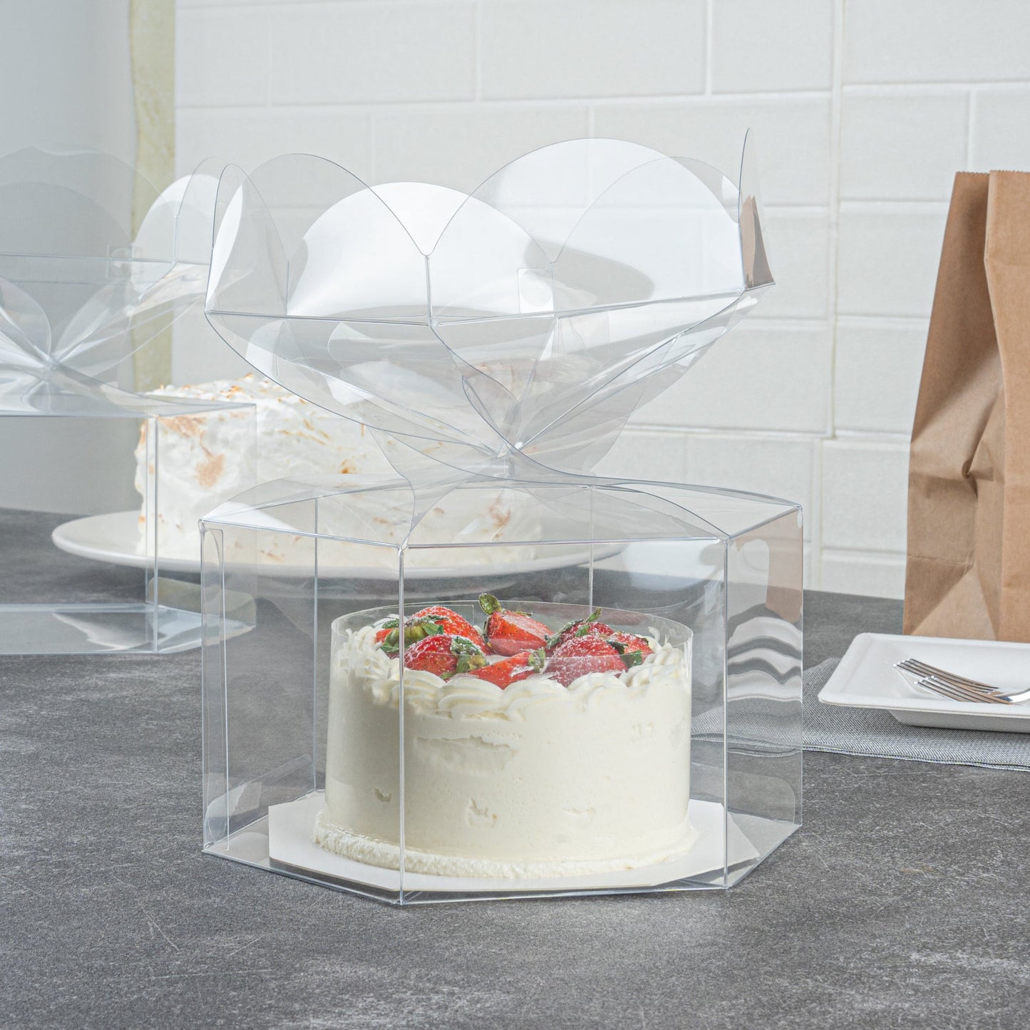 Sweet Vision Clear Plastic Gift Box - Flower Top - 6 1/2" x 7 1/2" x 7 3/4" - 100 count box