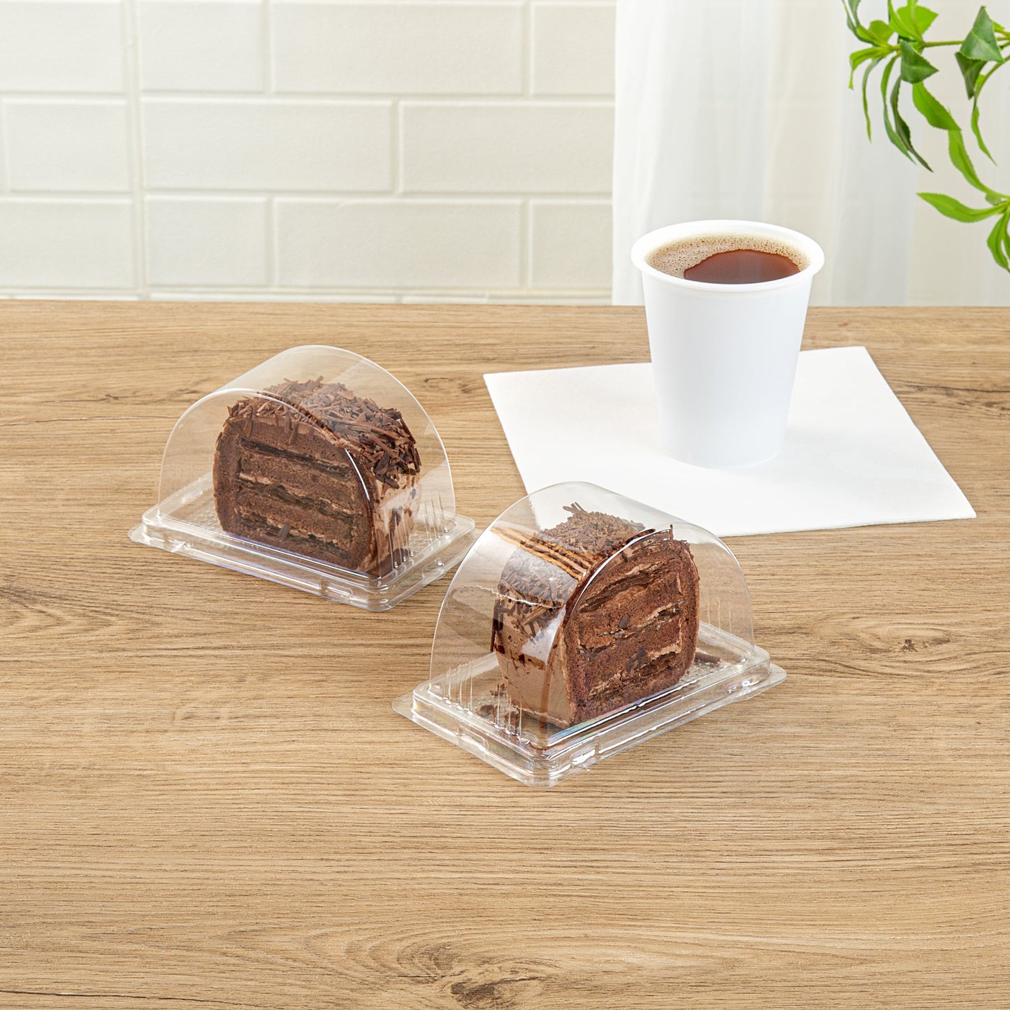 Thermo Tek 13 oz Semicircle Clear Plastic Swiss Roll Cake Box - with Lid - 5 1/2" x 3 1/2" x 3 1/4" - 100 count box