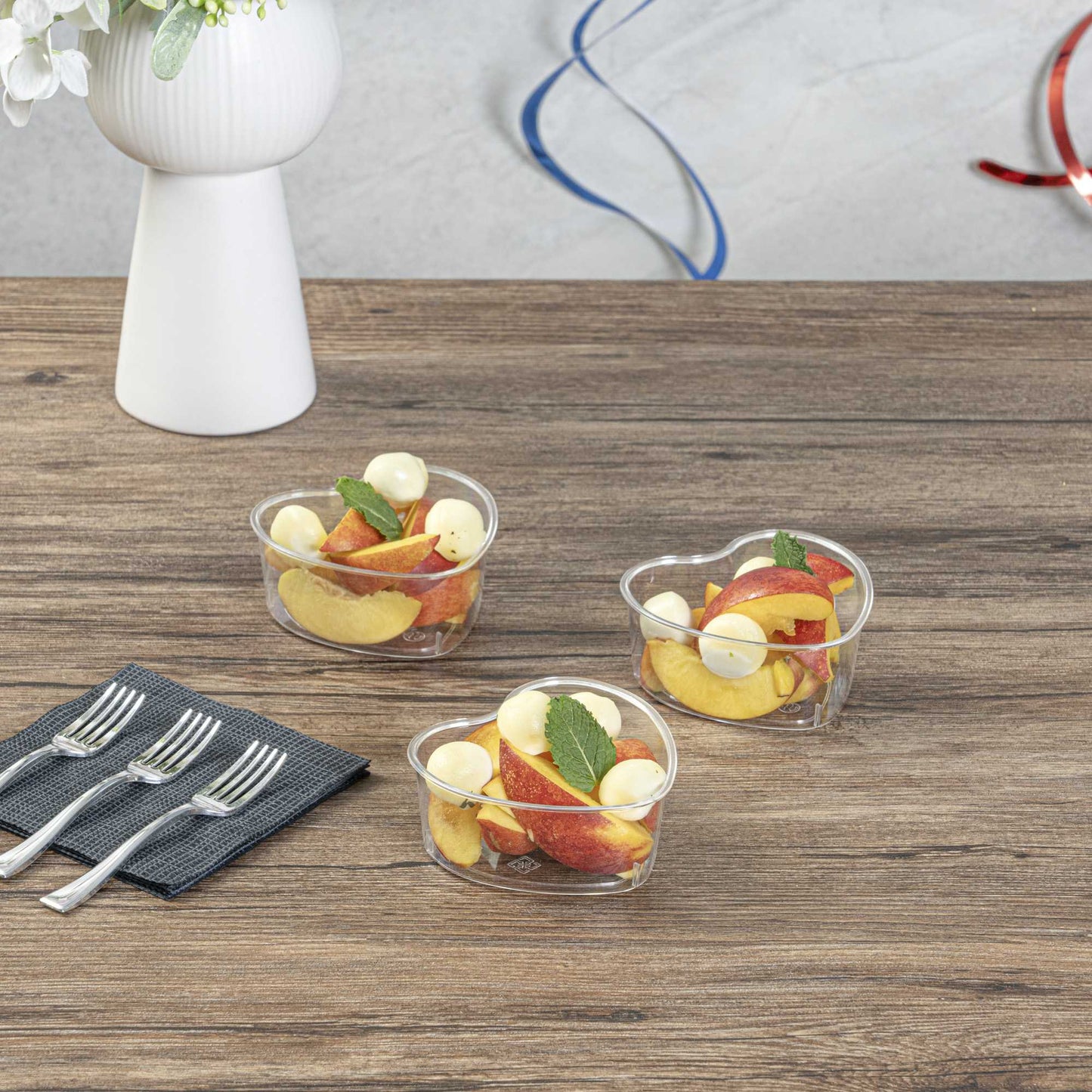 Mini Serve 3 oz Round Clear Plastic Mini Slope Cup - 2" x 2" x 3 3/4" - 100 count box