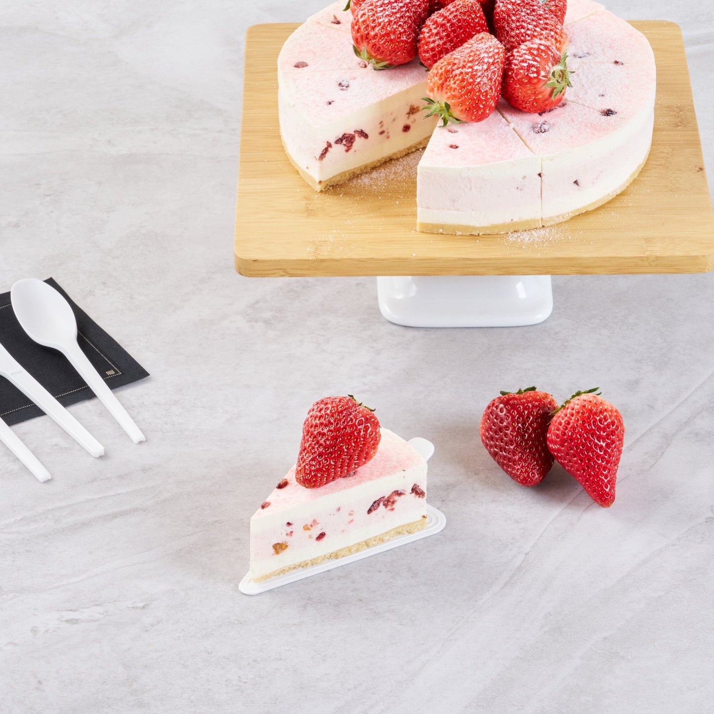 Pastry Tek Triangle White Plastic Cake Server - 4 1/2" x 3" - 100 count box