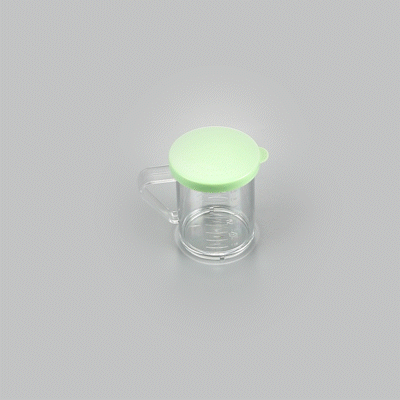 Chef 101 10 oz Clear Polycarbonate Dredge Spice Shaker - with Green Extra Fine Lid - 4 3/4" x 3 1/4" x 4" - 1 count box