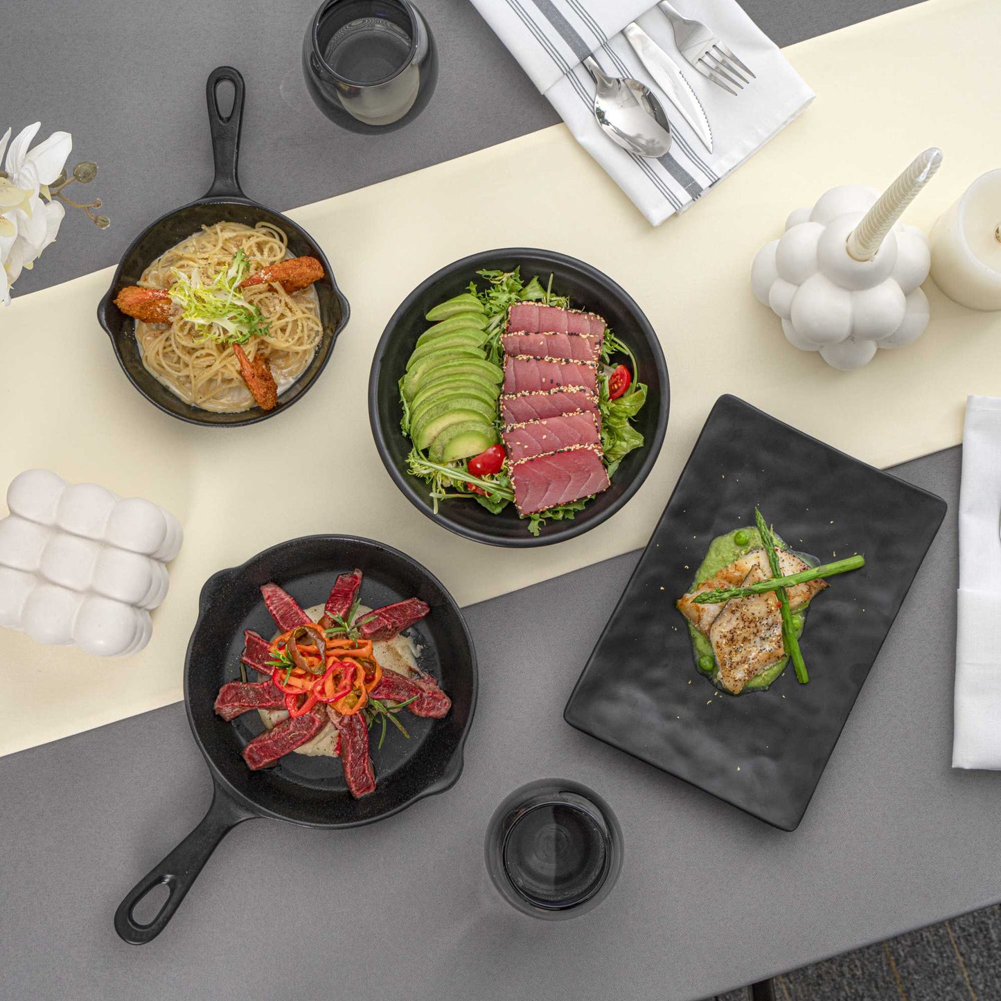 Voga 27 oz Round Black Melamine Large Bowl - Japonais, Faux Stone - 7 3/4" x 7 3/4" x 3" - 2 count box