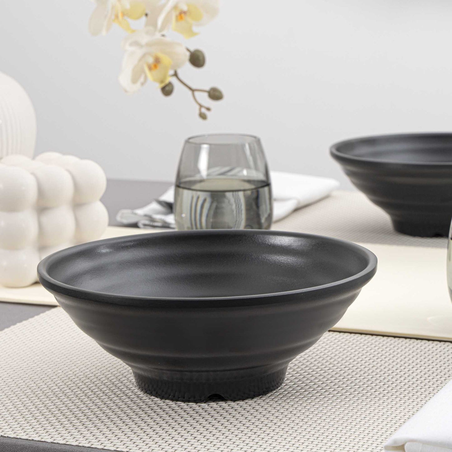 Voga 42 oz Round Black Melamine Extra Large Bowl - Japonais, Faux Stone - 8 3/4" x 8 3/4" x 3 1/4" - 2 count box