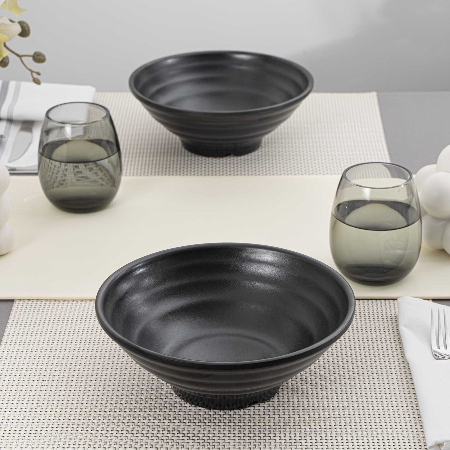 Voga 42 oz Round Black Melamine Extra Large Bowl - Japonais, Faux Stone - 8 3/4" x 8 3/4" x 3 1/4" - 2 count box