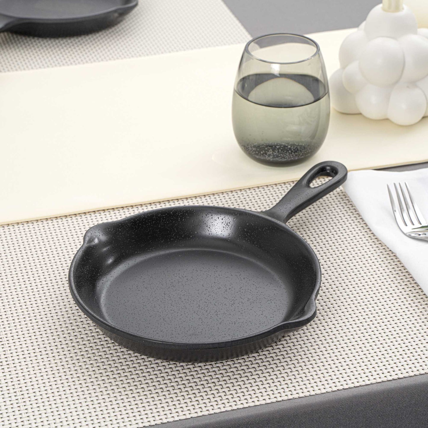 Voga 16 oz Black Melamine Serving Dish with Handle - Faux Cast Iron - 13" x 8 3/4" x 1 1/2" - 6 count box