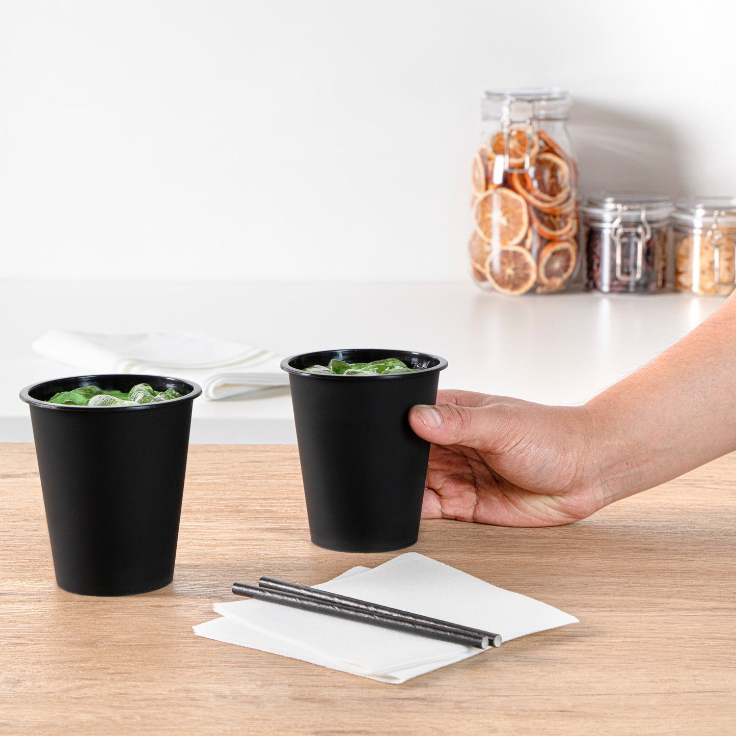 Bev Tek 12 oz Round Matte Black Plastic Hot / Cold Drinking Cup - 3 1/2" x 3 1/2" x 4" - 100 count box