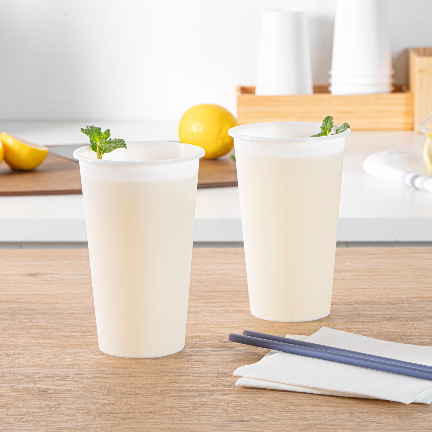 Bev Tek 16 oz Round Matte White Plastic Hot / Cold Drinking Cup - 3 1/2" x 3 1/2" x 5 1/4" - 100 count box