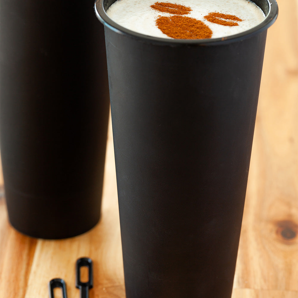 Bev Tek 24 oz Round Matte Black Plastic Hot / Cold Drinking Cup - 3 1/2" x 3 1/2" x 7" - 100 count box