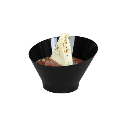 Mini Serve 5 oz Round Black Plastic Small Incline Bowl - 3 3/4" x 3 3/4" x 2 1/2" - 20 count box
