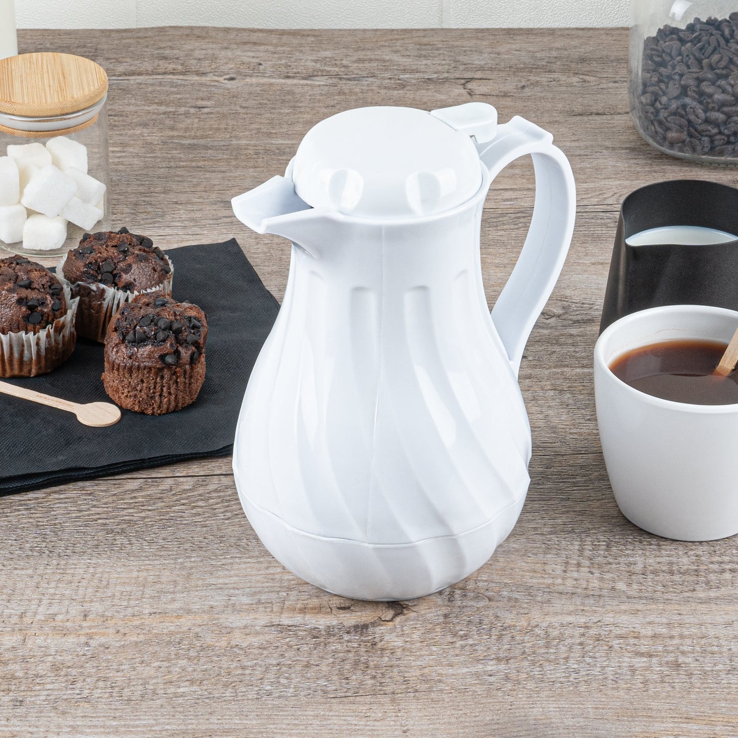 Restpresso 20 oz White Thermal Coffee Carafe / Server - 6 1/2" x 5" x 8" - 10 count box