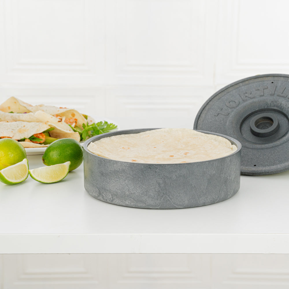 Chef 101 Round Gray Plastic Tortilla Warmer / Server - 8 1/2" x 8 1/2" x 2 1/4" - 1 count box