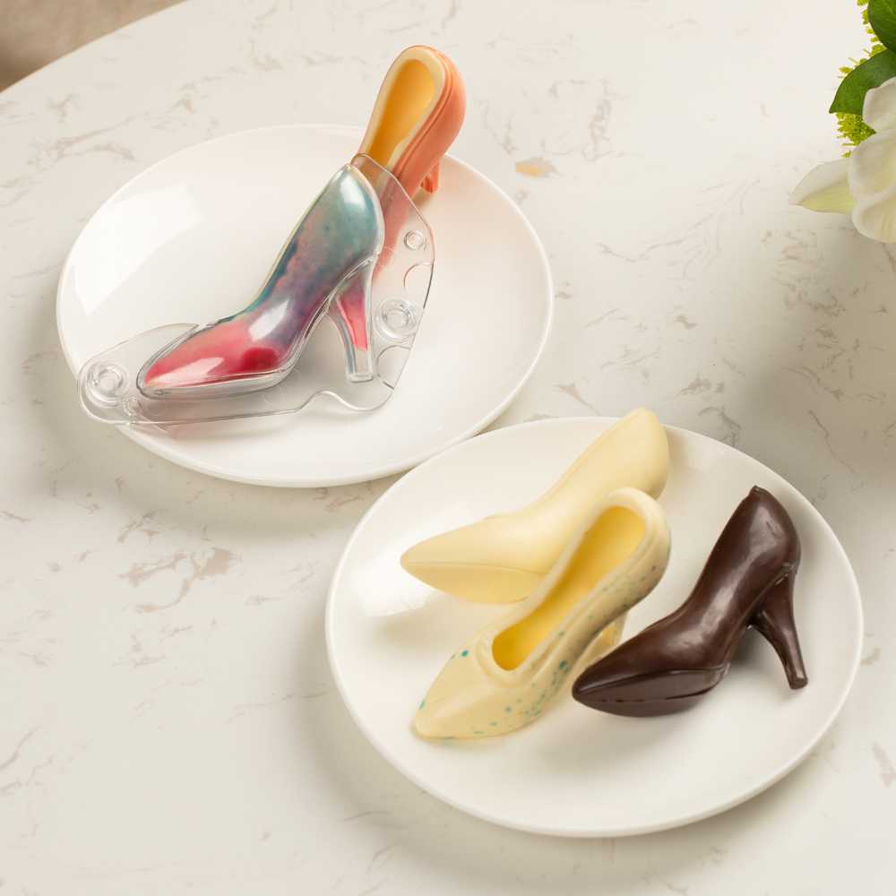 Pastry Tek Polycarbonate High Heel Candy / Chocolate Mold - 1 count box