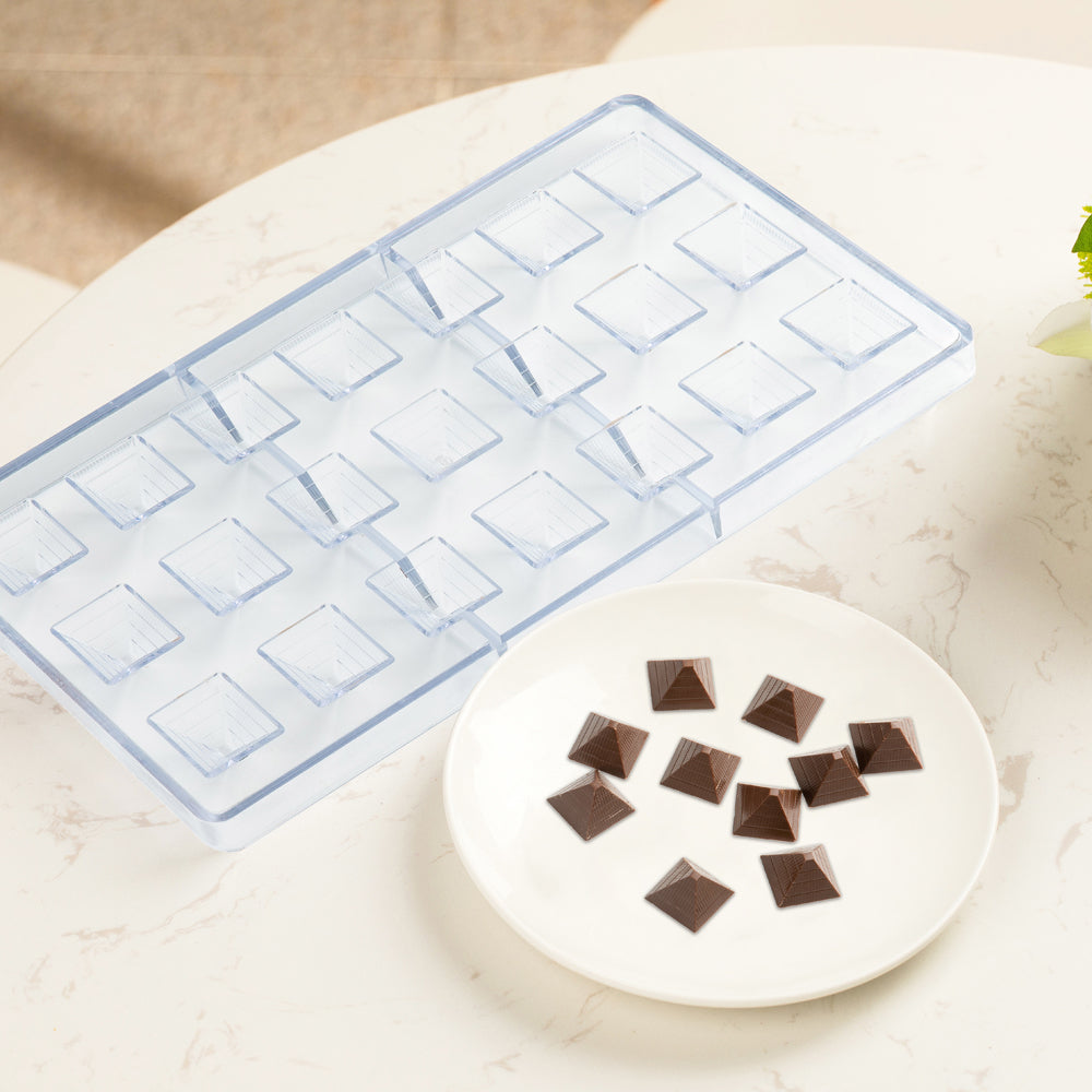 Pastry Tek Polycarbonate Pyramid Candy / Chocolate Mold - 21-Compartment - 10 count box
