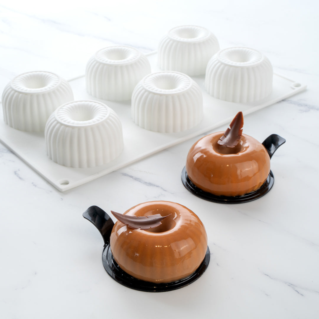 Pastry Tek Silicone Ridged Donut - 6-Compartment - 10 count box