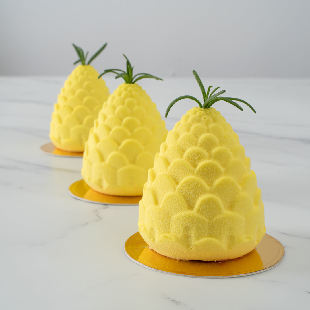 Pastry Tek Silicone Pineapple Baking Mold - 8-Compartment - 10 count box