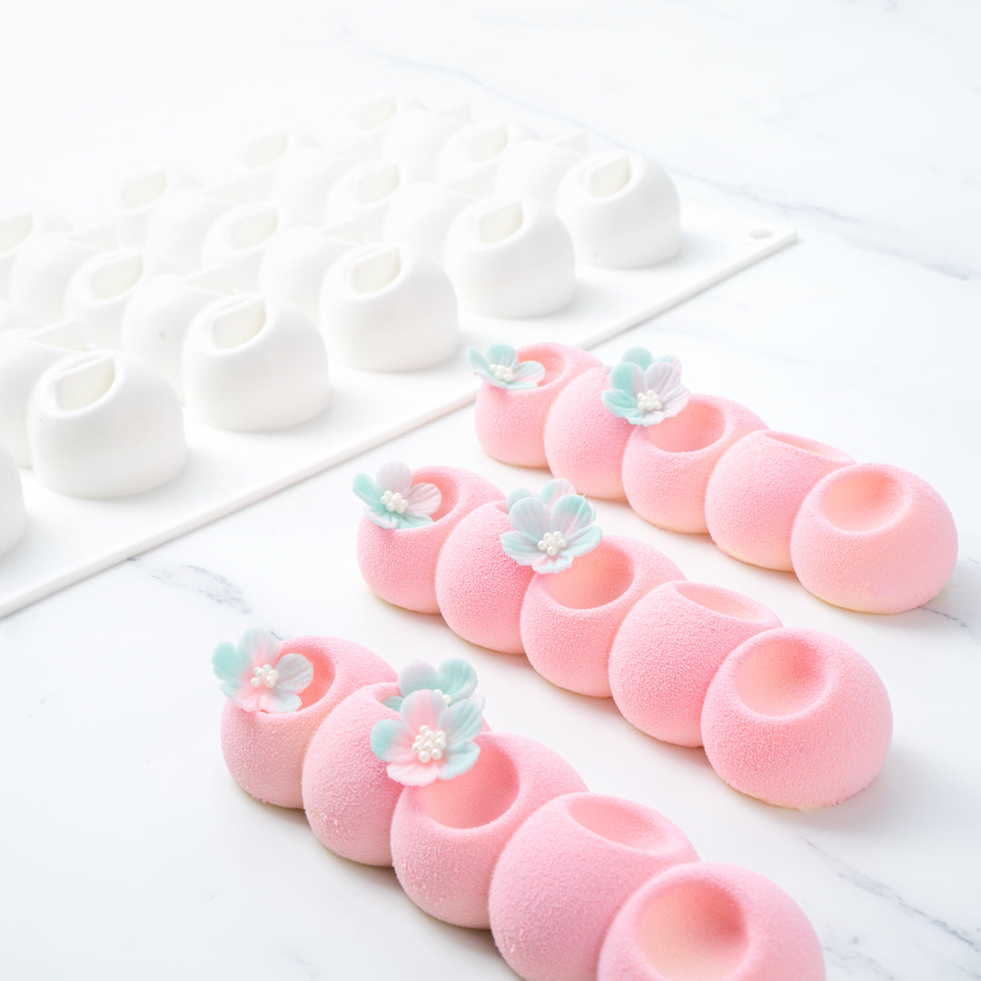 Pastry Tek Silicone Flower Strip Baking Mold - 6-Compartment - 1 count box