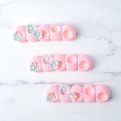 Pastry Tek Silicone Flower Strip Baking Mold - 6-Compartment - 10 count box