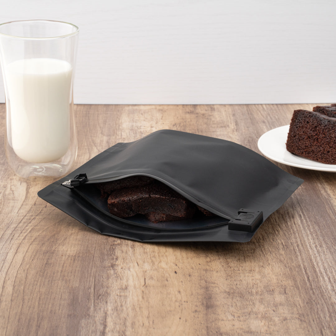 High Level Black Plastic Locking Pouch - Child-Resistant - 8" x 2 1/4" x 6" - 10 count box