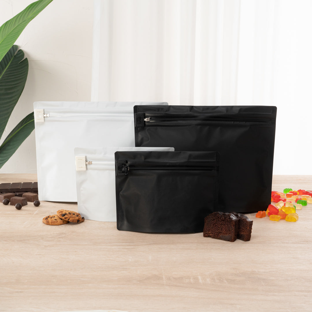 High Level Black Plastic Locking Pouch - Child-Resistant - 12 1/4" x 4" x 9" - 100 count box