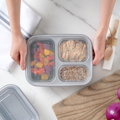 Futura 30 oz Silver Plastic Tamper-Evident 3-Compartment Container - with Clear Lid, Microwavable - 9 1/2" x 7 1/4" x 2" - 100 count box