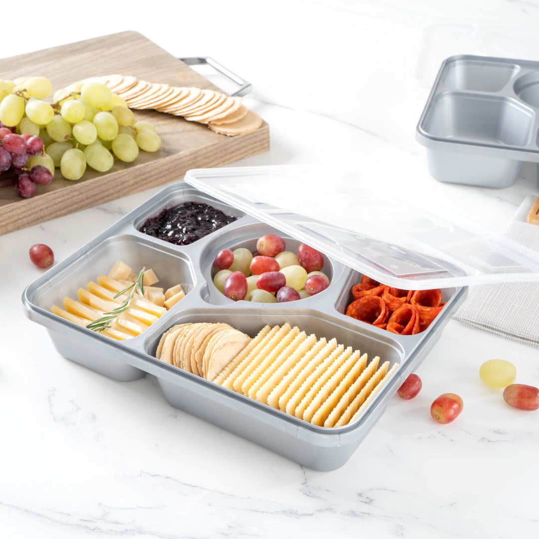 Futura 63 oz Silver Plastic Tamper-Evident 5-Compartment Container - with Clear Lid, Microwavable - 10 1/2" x 7 3/4" x 2" - 100 count box
