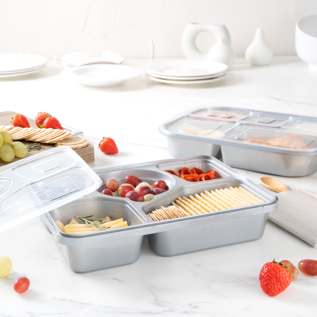 Futura 63 oz Silver Plastic Tamper-Evident 5-Compartment Container - with Clear Lid, Microwavable - 10 1/2" x 7 3/4" x 2" - 100 count box