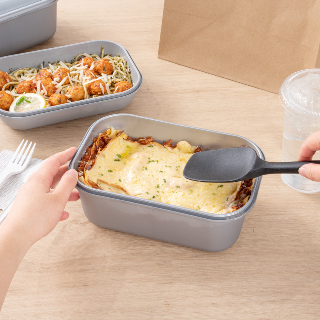 Futura 68 oz Matte Gray Plastic Tamper-Evident Take Out Container - with Lid, Microwavable - 8 3/4" x 6" x 3 3/4" - 100 count box