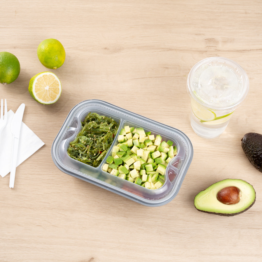 Futura 17 oz Clear Plastic 2-Compartment Insert Tray - Fits 46 oz Container, Microwavable - 100 count box
