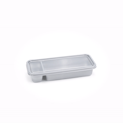 Futura 20 oz Silver Plastic 2-Compartment Catering Container - with Clear Lid, Microwavable - 8 3/4" x 3 3/4" x 1 3/4" - 100 count box